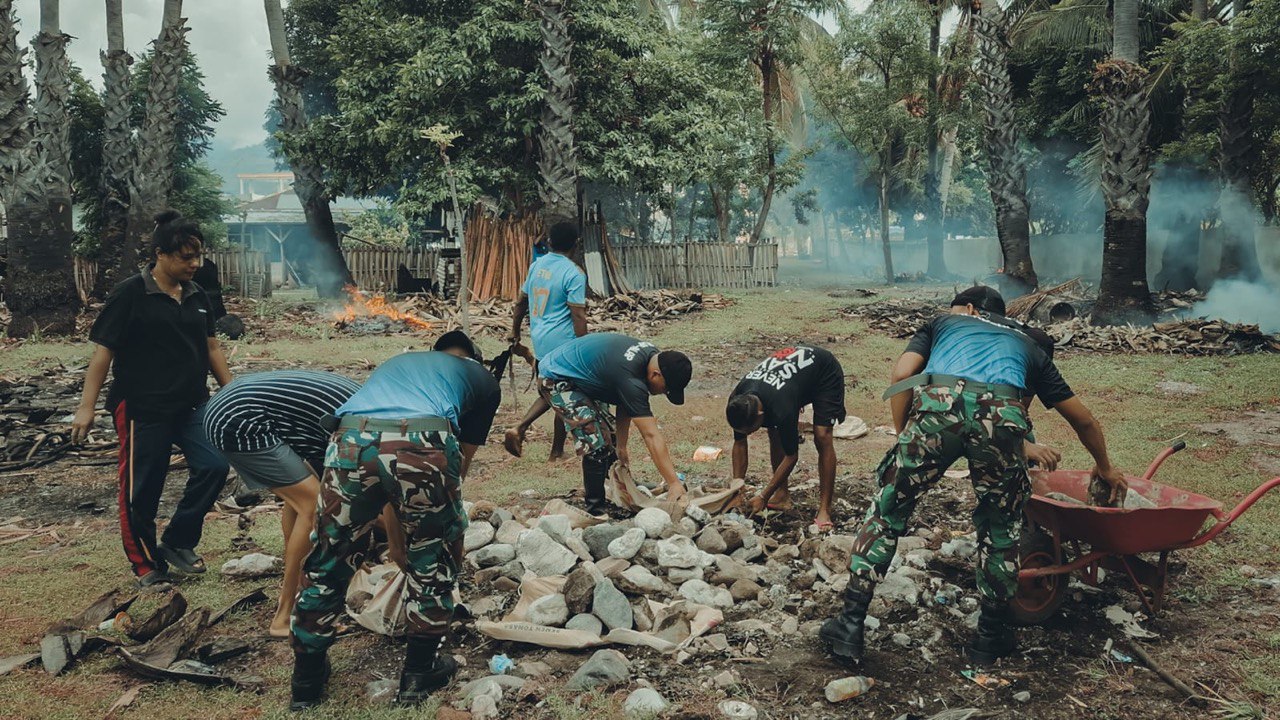 Dari Karya Bakti Menjadi Berkat: Satgas Kostrad Hadir Rawat Rumah Ibadah di Wini