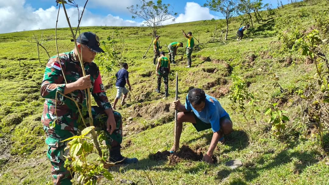 Air Bersih Jadi Prioritas, Satgas Kostrad Lakukan Aksi Lingkungan di Perbatasan
