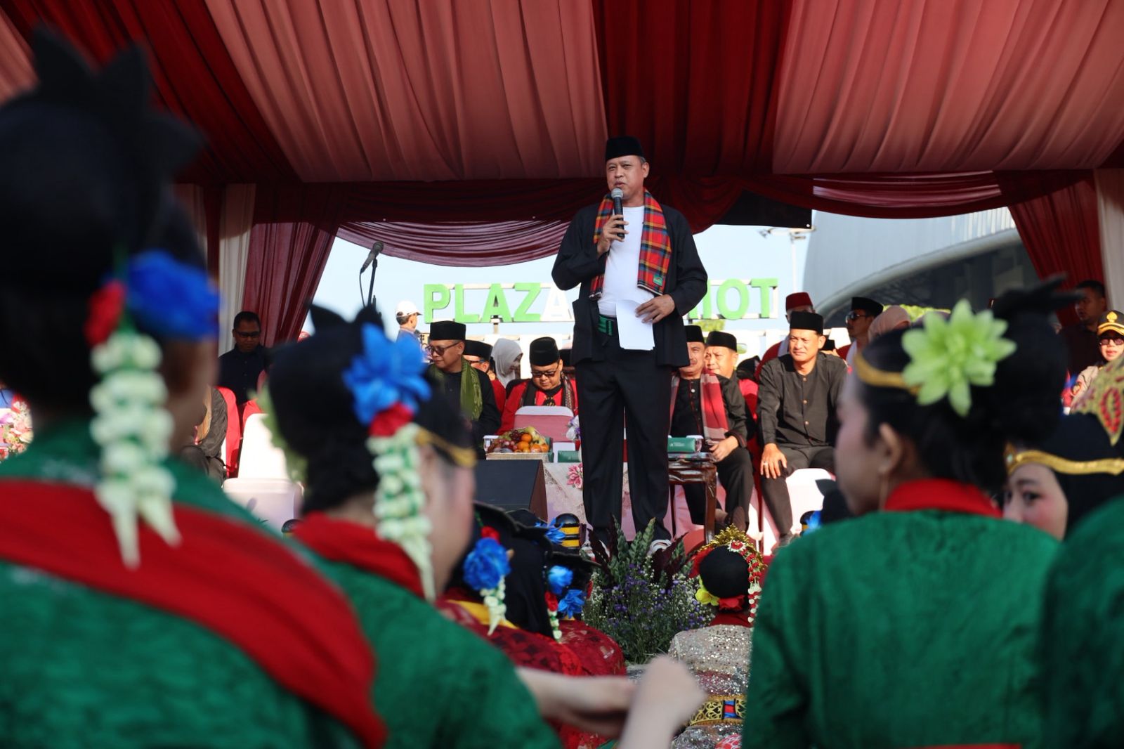 Ledakan Energi di CFD Bekasi! Ribuan Penari Kolosal Hidupkan Hari Tari Sedunia